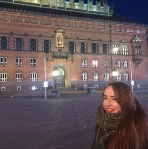 Meet your Posher, Emer